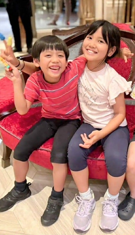 Mia and Ray